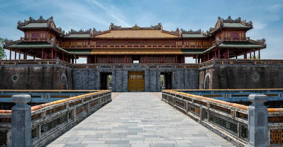 Da Nang: One-Day Hue Discovery with Luxury Private Limousine - Khai Dinh Tomb: where Vietnamese and European lines meet