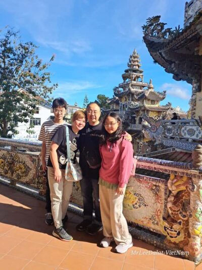 Dalat city tour by private car Combined train trip, Ziplines - RoBin Hill Viewpoint at 1600m: The Fastest Way to Get Oriented