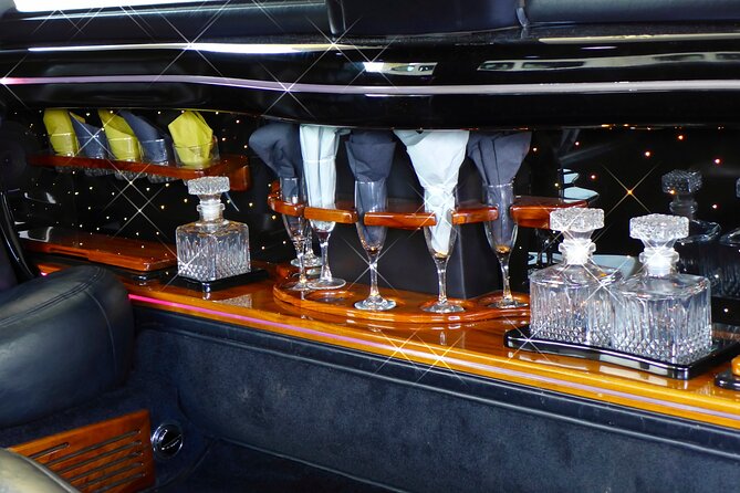 Dallas Best of Shopping Malls in the Luxury Private Limousine - Time Management: Making the Most of 5 Hours