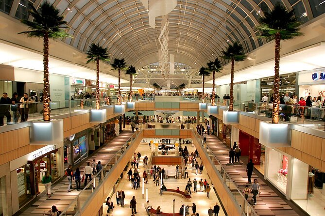 Dallas Best of Shopping Malls in the Luxury Private Limousine - The “Pampered” Part: Champagne, BYOB, and Clear Vehicle Rules