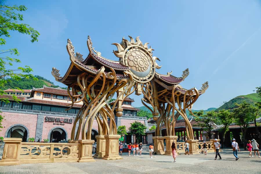 Danang: Golden Bridge by Private Car or Bus w hotel pickup - Price and logistics: the real value check