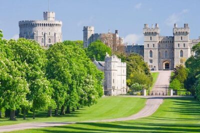 Day Tour Windsor Castle & Oxford by Private Car - What You Get: Private Transport, Wi‑Fi, and a Mobile Ticket