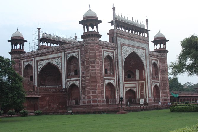 Day Trip to Taj Mahal from Delhi by Private Car - Stop 1: Taj Mahal (3 Hours) and How to See It Like a Pro