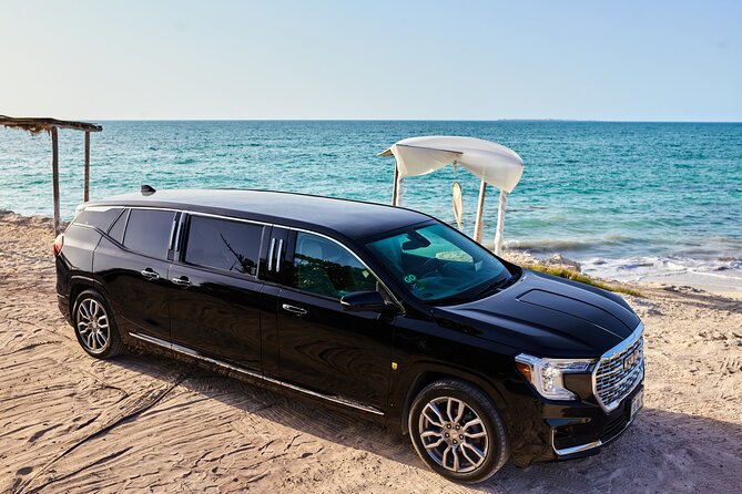 Deluxe GMC Limousine from CUN Airport to Cancun Hotel Zone - Deluxe GMC Limousine for up to 4: what you’re really paying for