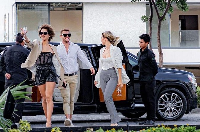 Deluxe Limousine GMC from Cancun Airport - Price and Value: When $187 Makes Sense for Your Group