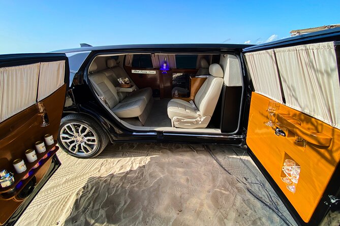 Deluxe Limousine GMC from Cancun Airport - Who Should Book This Cancun Airport Limousine Transfer?