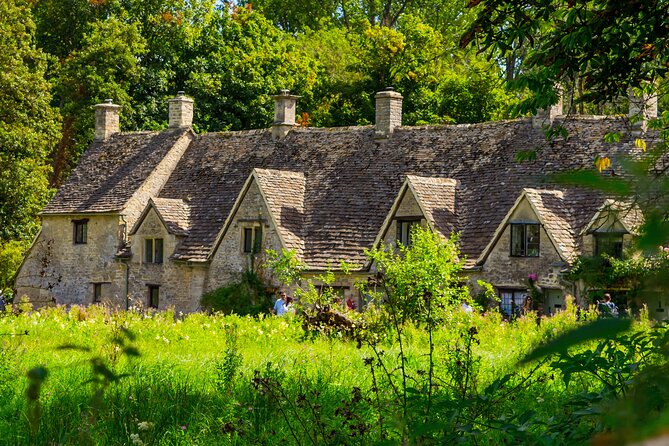 Discover the Secrets of the Cotswolds Private Tour Experience - Stow-on-the-Wold and Tolkien’s Doors of Durin