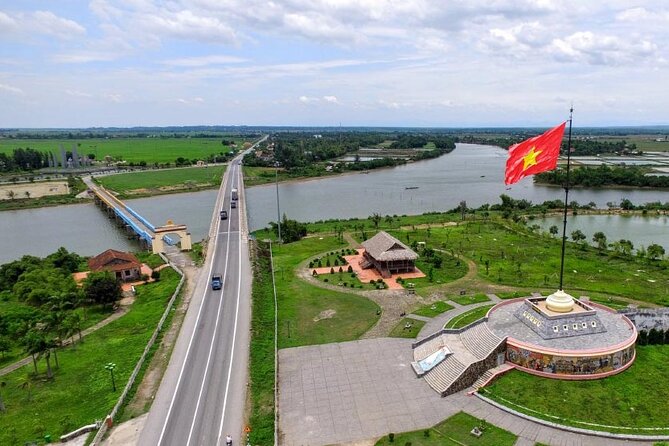 Dong Hoi to Hue Private Car Transfer With Sightseeing Stops - Stop 2: Ben Hai River and Hien Luong Bridge, the Division Line in Practice