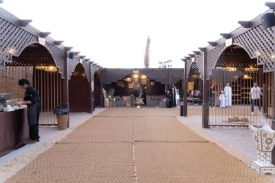 Dubai Premium Desert Safari with Dinner & Shows (Private Car) - Pickup + the Market Stop (Before the Sand)