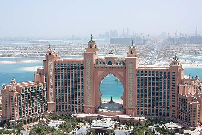 Dubai Sightseeing Tour in Private Car - Souk Madinat Jumeirah: a heritage-style market with a comfortable break