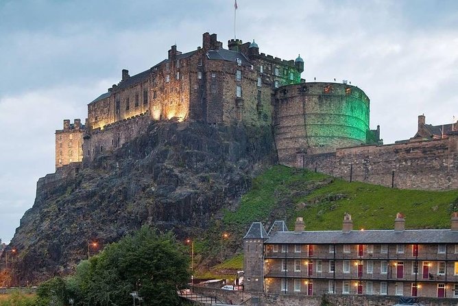 Edinburgh Half Day Tour (Private Chauffeur) - Grassmarket: a short stop with a lot of character