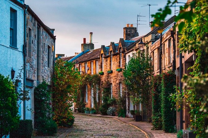 Edinburgh Half Day Tour (Private Chauffeur) - Royal Mile: historic street stories you can picture