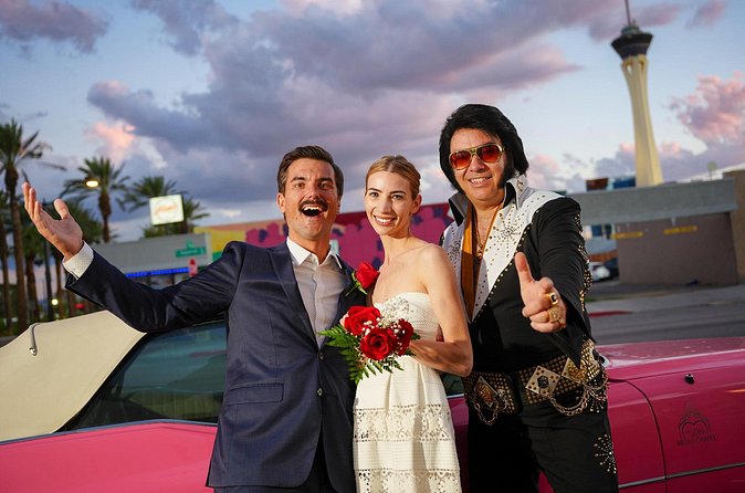 Elvis Wedding at The Little Vegas Chapel including Limousine Transportation - Limousine transportation: nice upgrade, but know the limits