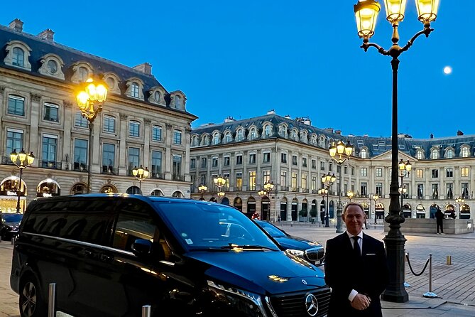 Excursion CHATEAU DE VERSAILLES and GIVERNY in Limousine from Paris - Versailles and Giverny in One Private Limo Day