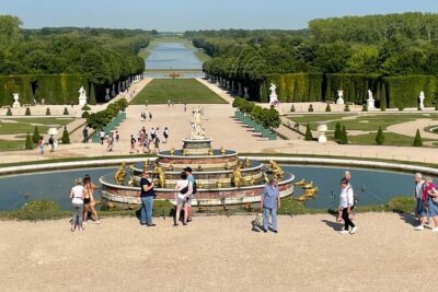 Excursion CHATEAU DE VERSAILLES and GIVERNY in Limousine from Paris - Palace of Versailles: Great Apartments, Hall of Mirrors, and Louis XV’s Rooms