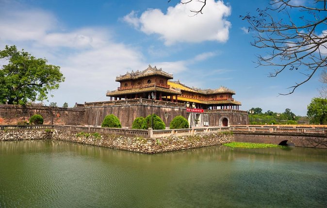 Exploring Hue Imperial City With Professional Driver By Private Car - Key takeaways before you go
