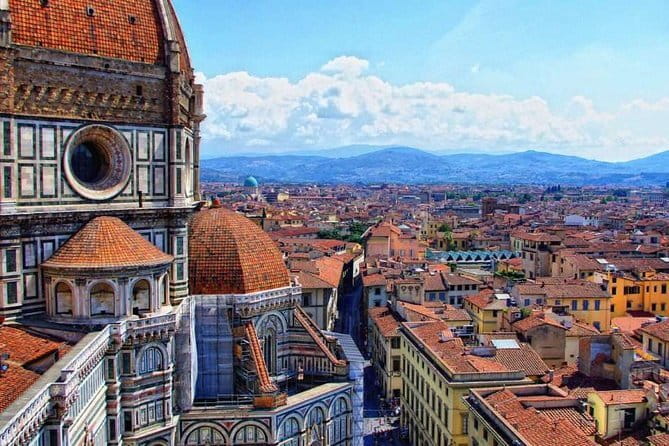 Florence Airport Hotel transfer private driver English speaking - In-Car Comfort: English-Speaking Support and Practical Help