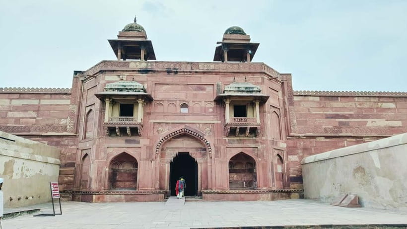 From Agra : Fatehpur Sikri Sightseeing by Private Car - The 2-Hour Guided Tour at Fatehpur Sikri: What You’ll Actually Get Out of It
