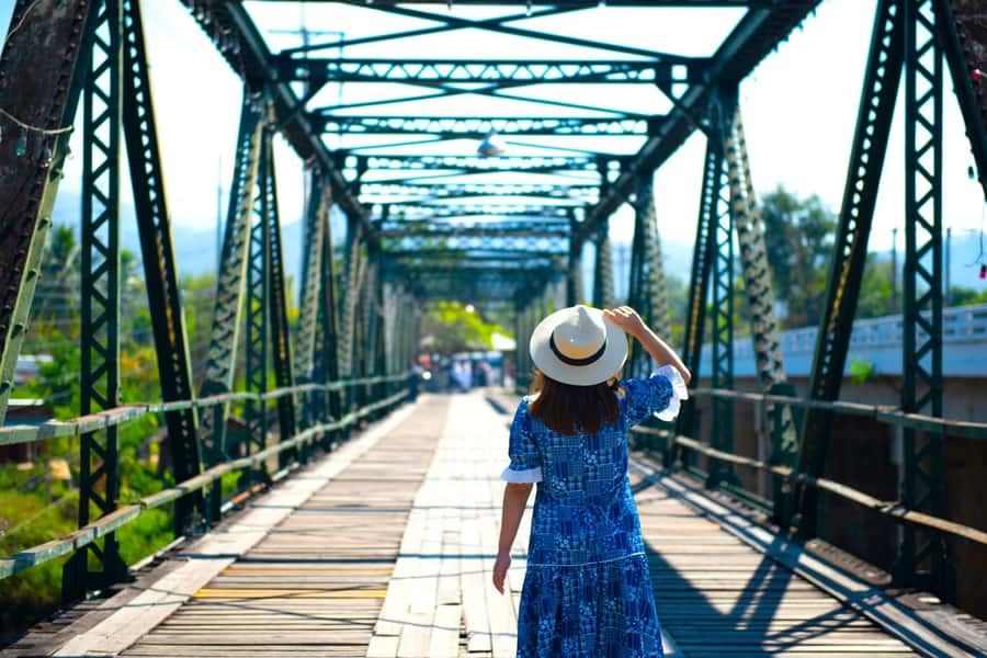 From Chiang Mai: Day Tour to Pai Highlights by Private Car - The Chiang Mai to Pai road trip: long, scenic, and worth managing