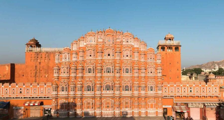 From Delhi: Jaipur Day Trip by Fast Train or Private Car - Jal Mahal and Hawa Mahal: Royal Views That Actually Look Better In Person
