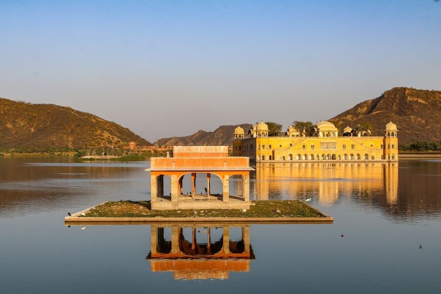 From Delhi: Jaipur Day Trip by Fast Train or Private Car - Panna Meena Ka Kund Stepwell and Monkey Temple: Photo Stops With Real Personality