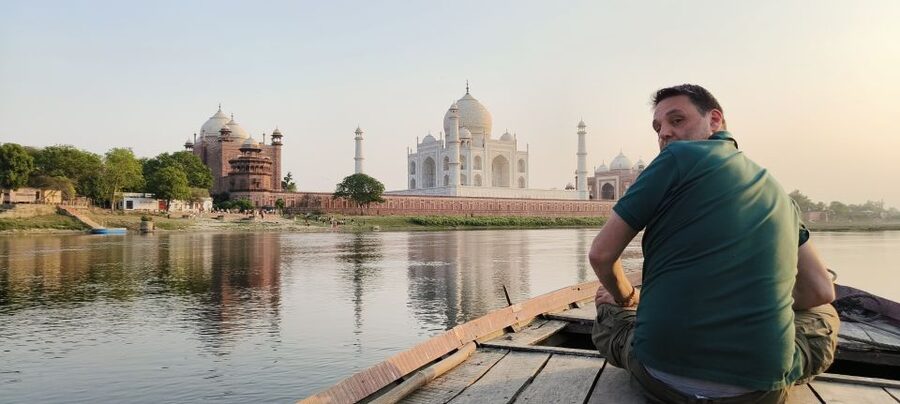 From Delhi : Taj Mahal and Agra Fort Tour By Private Car - Breakfast or Lunch: A Real-World Pause