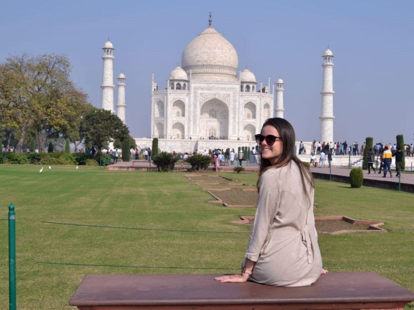 From Delhi: Taj Mahal Luxury Day Tour By Superfast Train - Transportation that balances comfort and speed