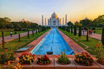 From Delhi: Taj Mahal Sunrise and Agra fort Tour by Private Car - The pre-dawn drive from Delhi: comfy car, serious start time