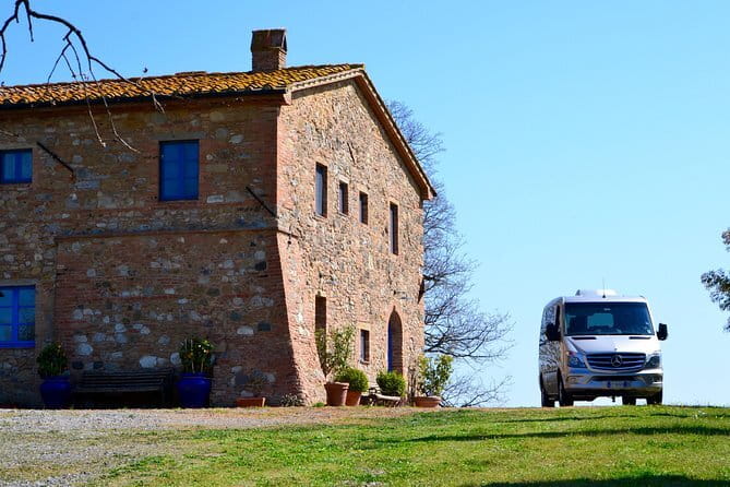 From Florence to Rome direct transfer in a Private Car - Dropping into Rome: city vs airport is the big decision