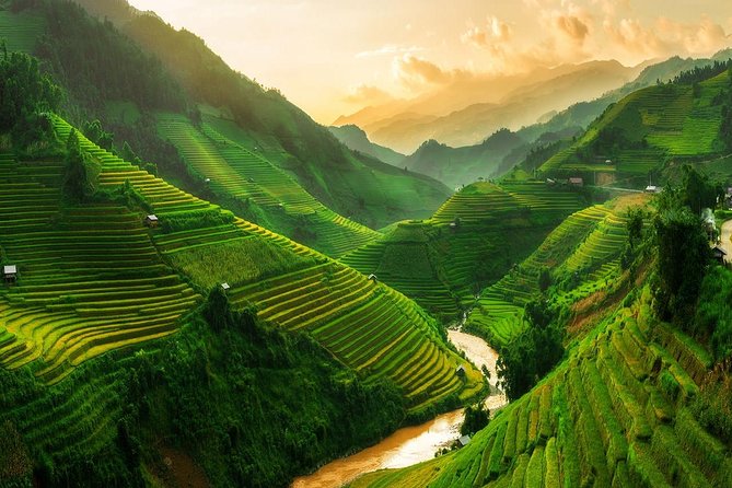 From Hanoi: 2-Day Overnight Sapa Tour by Luxury Van Limousine - Day 1: Cát Cát or Tả Van—your lodging choice controls your trek
