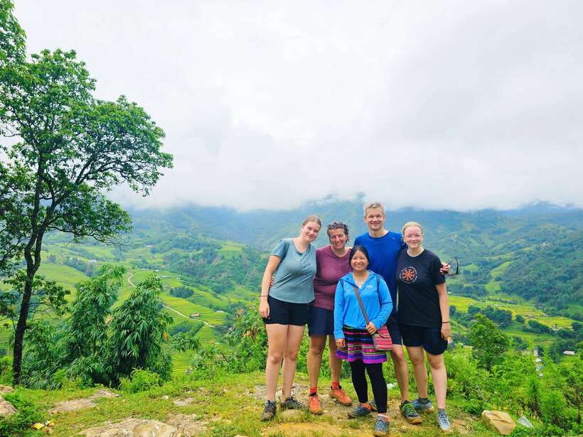 From Hanoi: 2-Day Sapa Trek Tour - Luxury Limousine Transfer - The Luxury Limousine Transfer: Comfortable Seats, Long Road, Real Timing