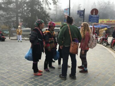 From Hanoi: 3-Day Sapa Trekking with Limousine Transfer - Day 1: Cat Cat Village and an easy downhill trek