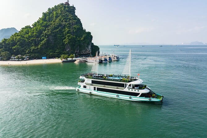 From Hanoi: Best Halong 5-Star Day Cruise, Buffet Lunch,Limousine - Sung Sot Cave: the star cave walk, with big impact