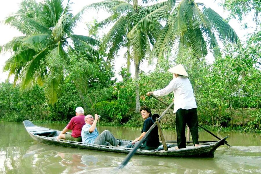 From Ho Chi Minh City: Mekong Delta VIP Tour by Limousine - Sampan and Small Rowboat Canals: The Part You’ll Remember