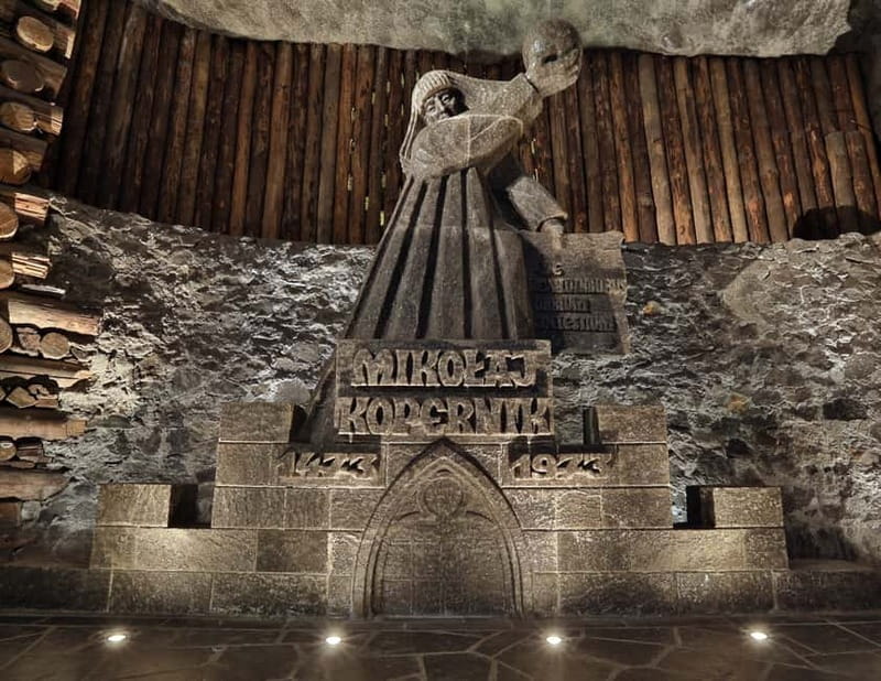 From Krakow: Wieliczka Salt Mine Tour With Private Car - Back upstairs: elevator ride, snack bar, and souvenirs