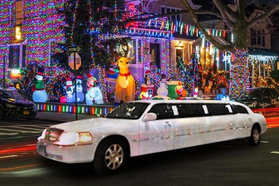 From Manhattan: Private Brooklyn Christmas Tour by Limousine - From Manhattan to Dyker Heights in a Private Limousine