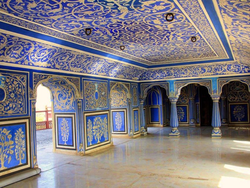 From New Delhi: Jaipur Tour by Fast Train or by Private Car - Jal Mahal: lake palace views without entering