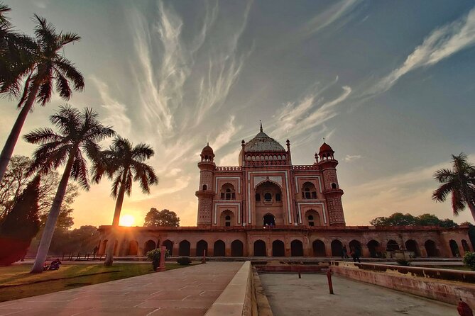 Full-Day New and Old Delhi Private Car Tour with Pick Up - Akshardham and Raj Ghat: Big Spiritual Scale and Gandhi’s Quiet Space