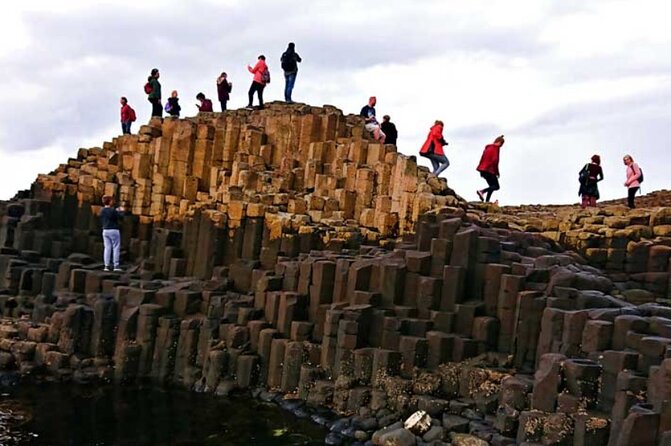 Giants Causeway with Private Chauffeur Day Tour from Dublin - Dunluce Castle Ruins: The Coast-Topper You’ll Remember