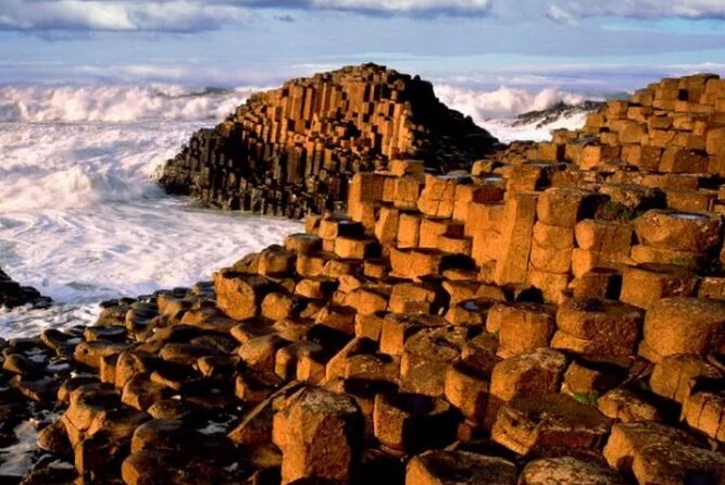 Giants Causeway with Private Chauffeur Day Tour from Dublin - Food and Comfort on a 8–10 Hour Day