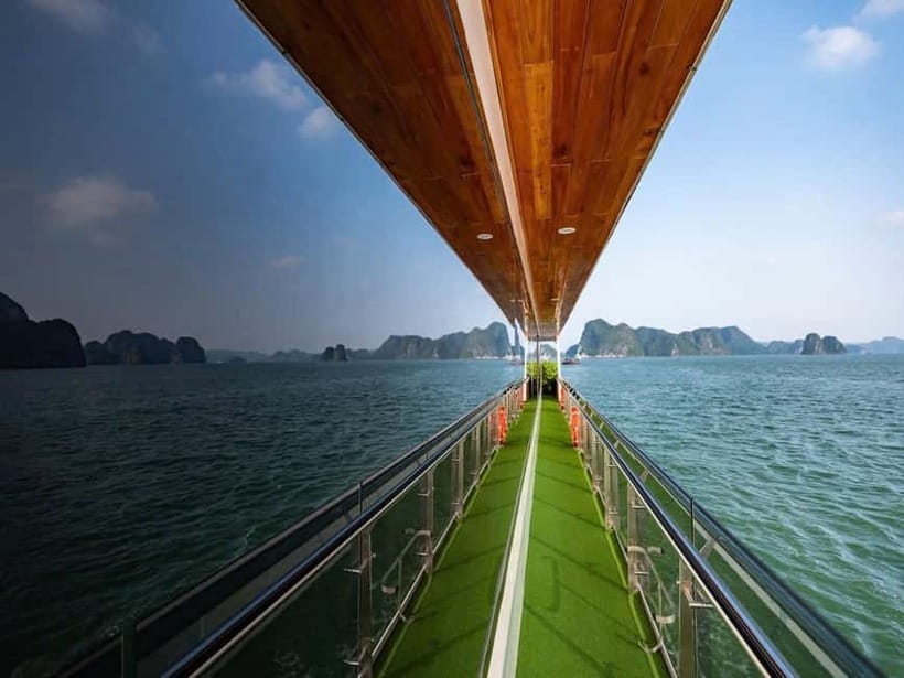Ha Long Bay Cruise w/ Jacuzzi, Kayak & Limo from Hanoi - Sung Sot Cave at Bo Hon Island: what you’ll see and why it’s worth the time