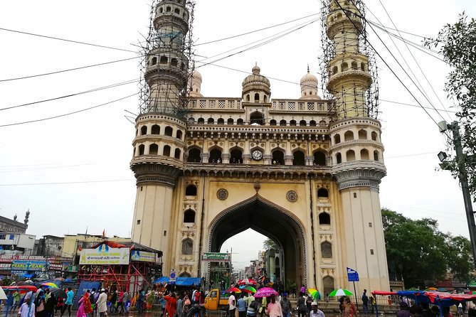 Half day Hyderabad tour about the opulence and splendor of Nizams in private car - How the guide turns monuments into stories