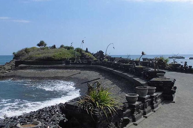 Half-Day Taman Ayun UNESCO and Tanah Lot Temple with private Car - Price and logistics: what you’re really paying for