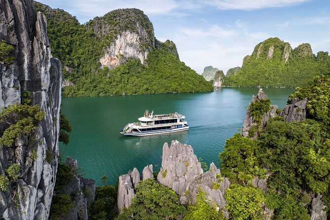 Halong bay Luxur Cruise Day trip: Buffet lunch & Limousine bus - Why this Halong day cruise format works when you’re short on time
