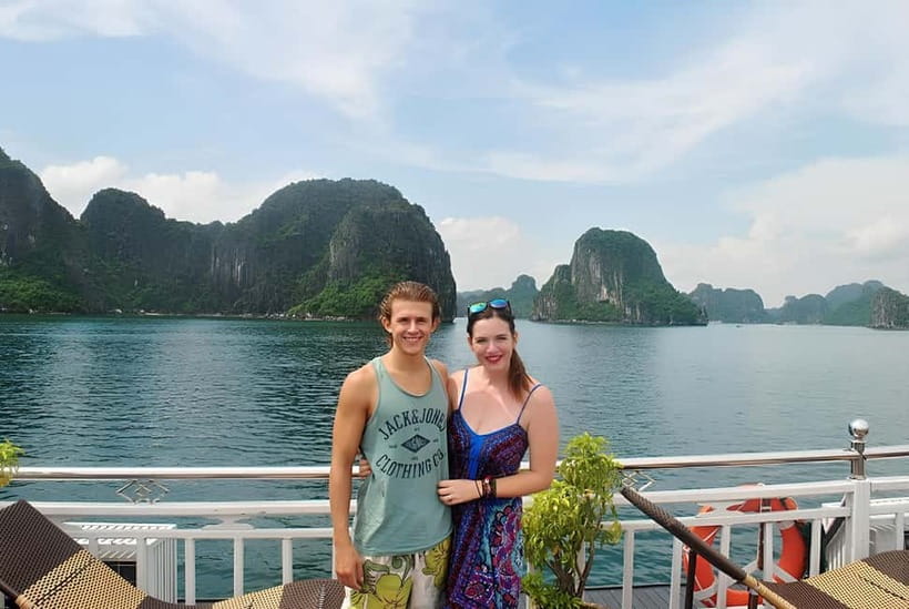 Hanoi:Best 5-Star Ha Long 1 Day Tour with limousine transfer - Luon Cave lagoon by kayak or bamboo boat: the calmer side of Ha Long