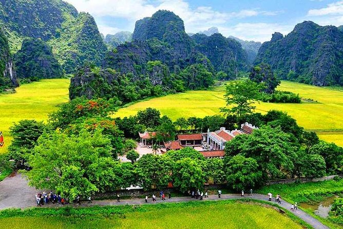 Hanoi - Hoa Lu - Tam Coc - Mua Cave - 1 Day / By Luxury Limousine & Small Group - Who should book this one-day itinerary