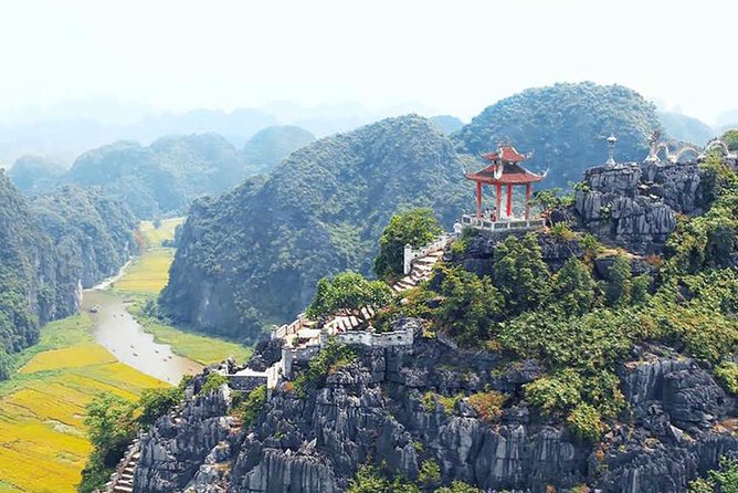 Hanoi - Hoa Lu - Tam Coc - Mua Cave - 1 Day Tour. By Luxury Limousine From Hanoi - From Hanoi to Hoa Lu: early start, easy logistics