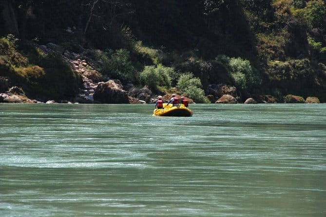 Haridwar Guided Sightseeing Tour with Ganga Aarti By Private Car - Har Ki Pauri: The Ghat Where You Watch, Offer, and Learn