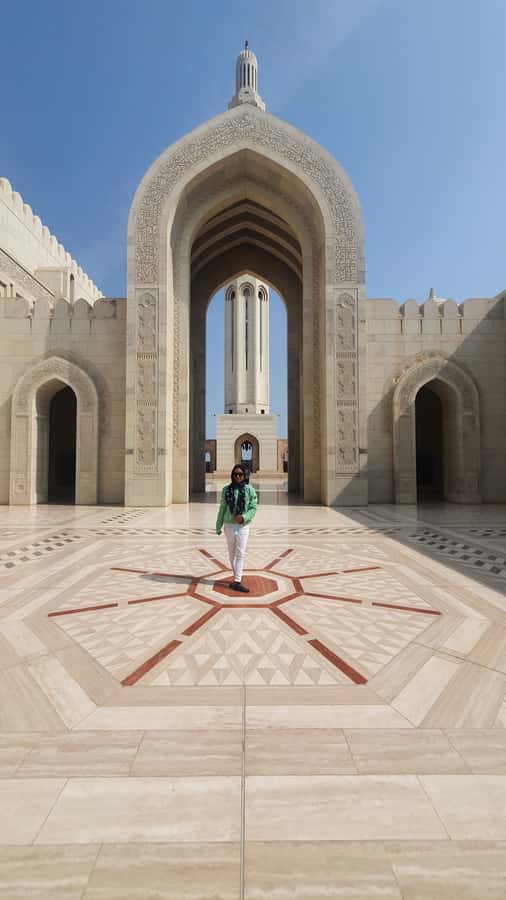Highlights of Muscat city tour in private car with guide - Meeting Your Driver Cum Guide: The Real Value in the Timing