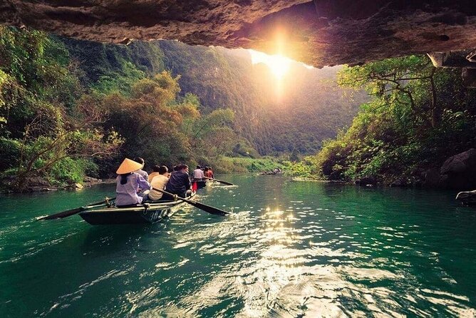 Hoa Lu – Tam Coc Full-Day Tour from Hanoi with Limousine Transfer - Hanoi to Ninh Binh in a Limousine: Comfort Matters